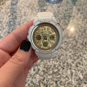 Casio women baby g leopard white watch